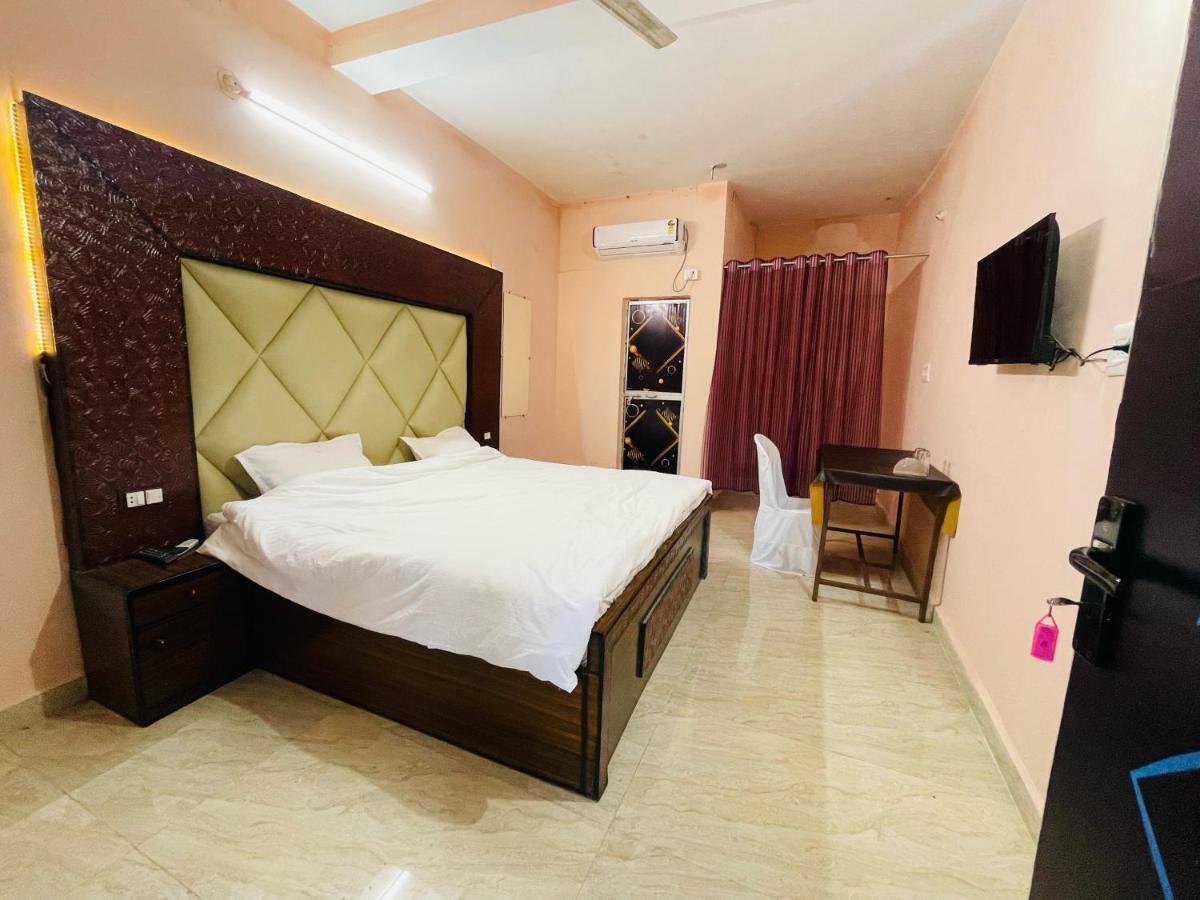 Hotel Green Park Джабалпур Екстериор снимка